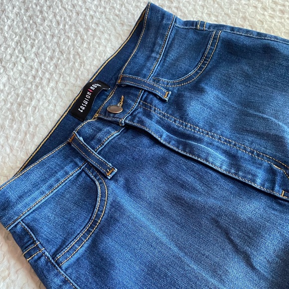 Fashion Nova Classic Beauty Skinny Jeans Med Wash - Picture 4 of 8